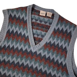 Vintage Levi's Sweater Vest Mens Medium Blue Chevron V-Neck Acrylic Wool 70s 80s